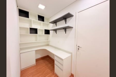 Apartamento para alugar com 154m², 3 quartos e 3 vagasEscritório