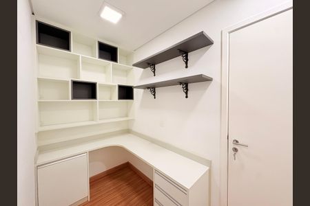 Apartamento para alugar com 154m², 3 quartos e 3 vagasEscritório