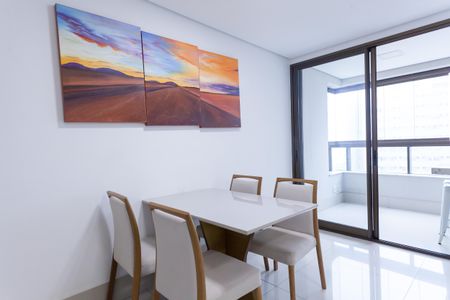 Apartamento à venda com 52m², 1 quarto e 1 vagaSala de Jantar