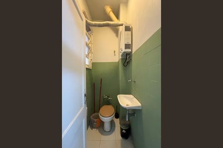 Apartamento para alugar com 80m², 2 quartos e sem vaga Apartamento para alugar com 80m², 2 quartos e sem vagaÁrea de serviço - banheiro