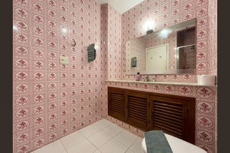 Apartamento para alugar com 80m², 2 quartos e sem vaga Apartamento para alugar com 80m², 2 quartos e sem vagaBanheiro social