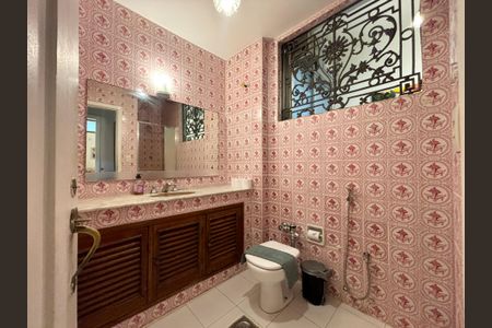 Apartamento para alugar com 80m², 2 quartos e sem vaga Apartamento para alugar com 80m², 2 quartos e sem vagaBanheiro social