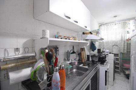 Apartamento à venda com 49m², 2 quartos e 1 vagaCozinha