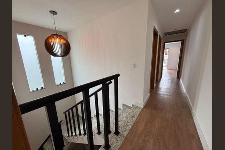 Casa à venda com 3 quartos, 161m² em Piratininga, Niterói