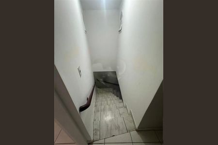 Casa de condomínio à venda com 250m², 9 quartos e 2 vagas
