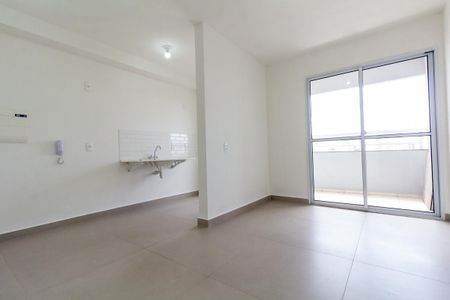 Sala de apartamento para alugar com 2 quartos, 42m² em Vila Aricanduva, São Paulo