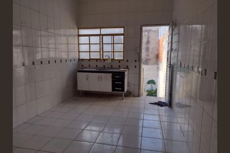 Casa à venda com 150m², 3 quartos e 2 vagas