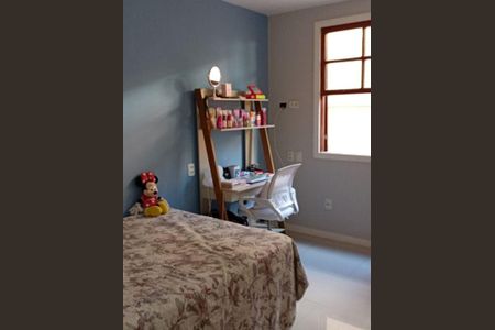 Casa à venda com 4 quartos, 166m² em Itaipu, Niterói