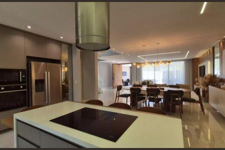 Casa à venda com 5 quartos, 490m² em Vargem Grande, Rio de Janeiro