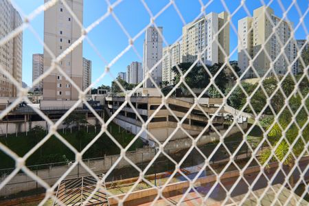 Apartamento à venda com 59m², 2 quartos e 1 vaga Apartamento à venda com 59m², 2 quartos e 1 vagaVista da Suíte 2