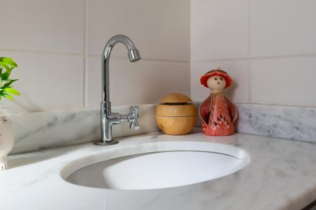 Apartamento à venda com 59m², 2 quartos e 1 vaga Apartamento à venda com 59m², 2 quartos e 1 vagaBanheiro da Suíte 2