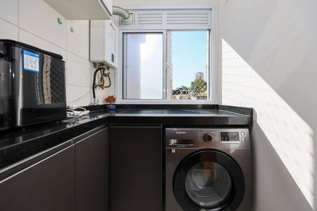 Apartamento à venda com 59m², 2 quartos e 1 vaga Apartamento à venda com 59m², 2 quartos e 1 vagaÁrea de Serviço