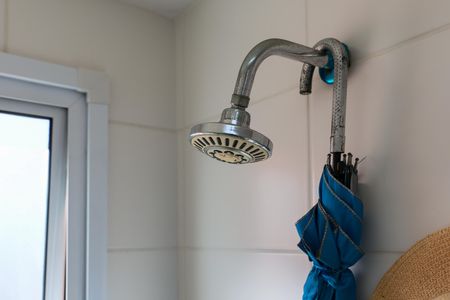 Apartamento à venda com 59m², 2 quartos e 1 vaga Apartamento à venda com 59m², 2 quartos e 1 vagaBanheiro da Suíte 2