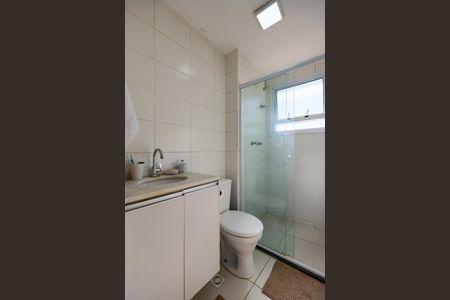 Apartamento à venda com 59m², 2 quartos e 1 vaga Apartamento à venda com 59m², 2 quartos e 1 vagaBanheiro da Suíte 1