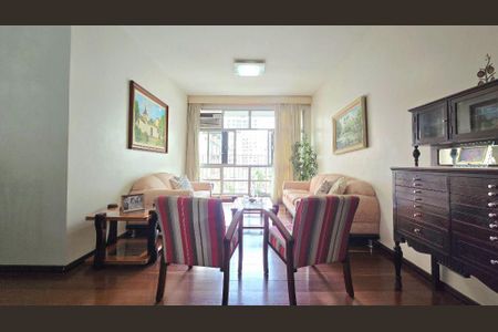 Apartamento à venda com 4 quartos, 155m² em Icaraí, Niterói