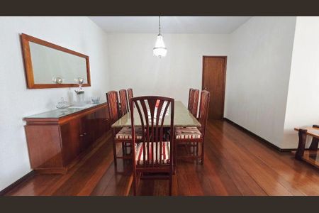 Apartamento à venda com 4 quartos, 155m² em Icaraí, Niterói