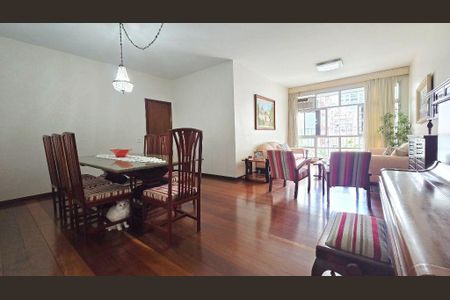 Apartamento à venda com 4 quartos, 155m² em Icaraí, Niterói