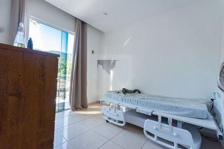 Casa à venda com 3 quartos, 180m² em Itaipu, Niterói