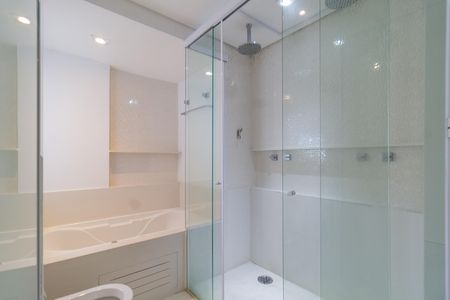 Apartamento à venda com 362m², 4 quartos e 5 vagas