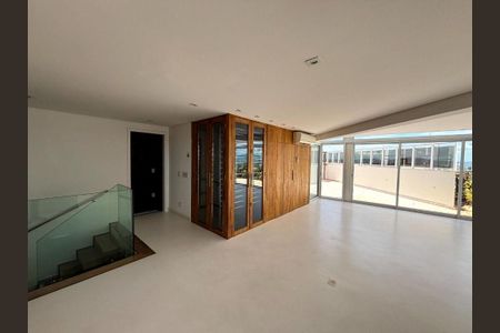 Apartamento à venda com 4 quartos, 362m² em Pompeia, São Paulo