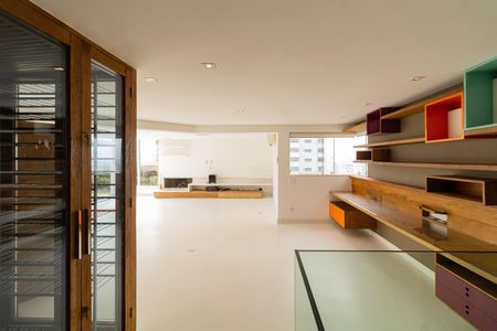Apartamento à venda com 362m², 4 quartos e 5 vagas
