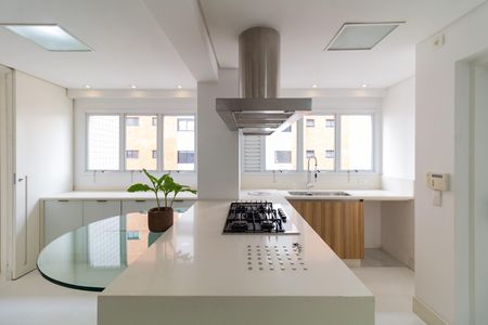 Apartamento à venda com 362m², 4 quartos e 5 vagas