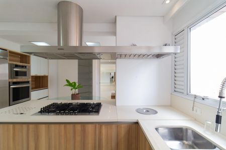 Apartamento à venda com 362m², 4 quartos e 5 vagas