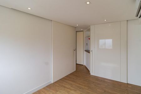 Apartamento à venda com 362m², 4 quartos e 5 vagas