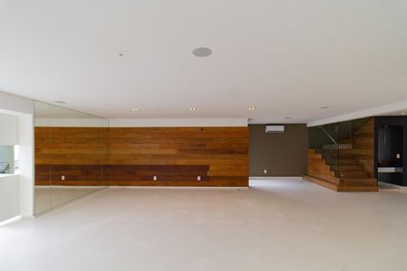 Apartamento à venda com 362m², 4 quartos e 5 vagas