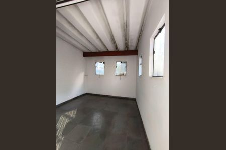 Casa à venda com 2 quartos, 129m² em Centro, Diadema