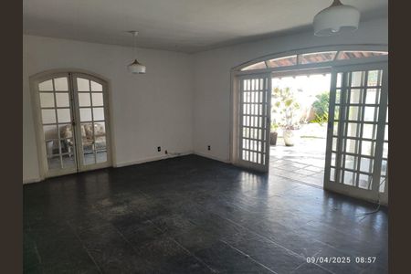 Casa à venda com 5 quartos, 527m² em Barra da Tijuca, Rio de Janeiro