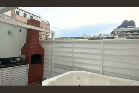 Apartamento à venda com 2 quartos, 100m² em Leblon, Rio de Janeiro