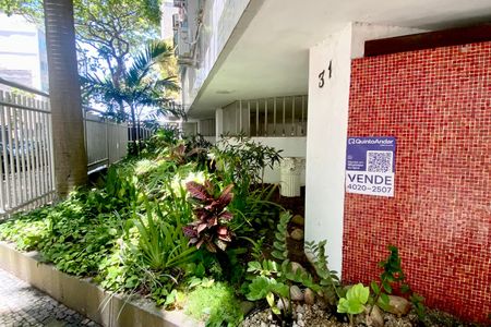 Apartamento à venda com 100m², 2 quartos e sem vaga Apartamento à venda com 100m², 2 quartos e sem vagaPlaca