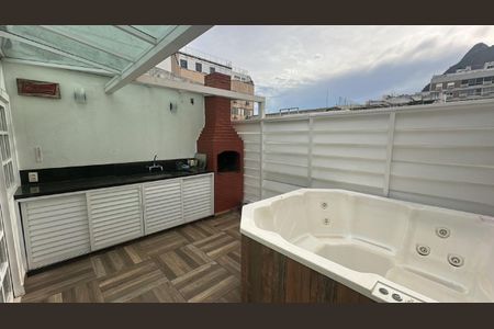Apartamento à venda com 2 quartos, 100m² em Leblon, Rio de Janeiro