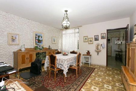 Casa à venda com 3 quartos, 300m² em Vila Regente Feijó, São Paulo