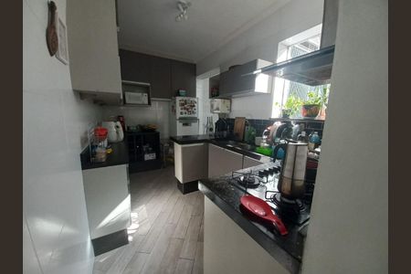 Casa à venda com 136m², 4 quartos e sem vaga