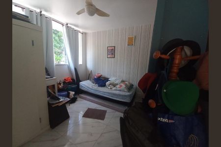 Casa à venda com 136m², 4 quartos e sem vaga