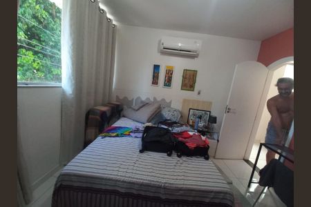 Casa à venda com 136m², 4 quartos e sem vaga