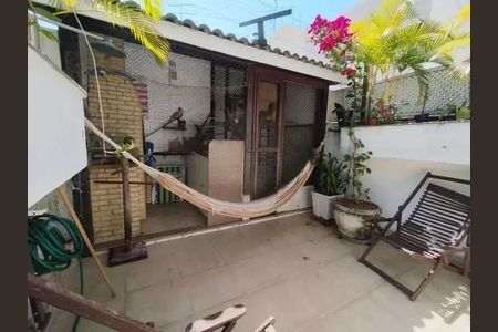 Apartamento à venda com 180m², 3 quartos e 1 vaga