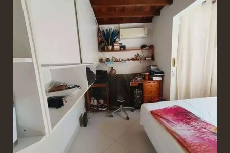 Apartamento à venda com 180m², 3 quartos e 1 vaga