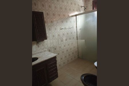 Casa à venda com 4 quartos, 300m² em Interlagos, São Paulo