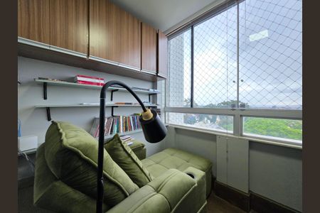 Apartamento à venda com 350m², 4 quartos e 5 vagasQuarto 4 - Escritório