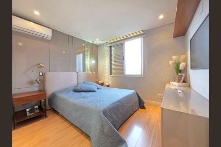 Apartamento à venda com 350m², 4 quartos e 5 vagasQuarto Suite 1