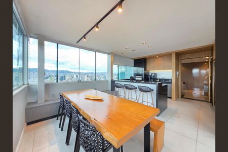 Apartamento à venda com 350m², 4 quartos e 5 vagasEspaço gourmet cobertura 