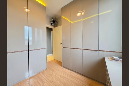 Apartamento à venda com 350m², 4 quartos e 5 vagasQuarto 3