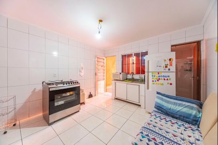 Sala e Cozinha  de casa para alugar com 1 quarto, 30m² em Jardim Irene, Santo André