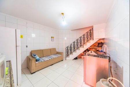 Sala e Cozinha  de casa para alugar com 1 quarto, 30m² em Jardim Irene, Santo André