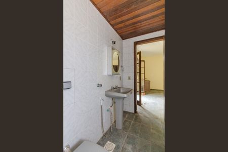 Casa à venda com 242m², 4 quartos e 2 vagasBanheiro Social 2