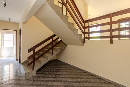 Casa à venda com 242m², 4 quartos e 2 vagasHall de entrada