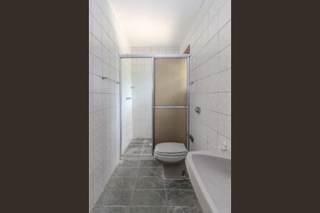 Casa à venda com 242m², 4 quartos e 2 vagasBanheiro Social 1